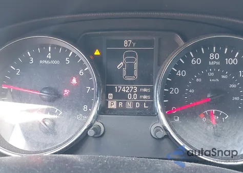 2011 Nissan Rogue S z USA, uszkodzony, nr VIN JN8AS5MV0BW681184